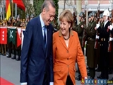 Erdoğan'dan Merkel'e 'Adil Öksüz' teşekkürü