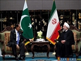 Ruhani, Pakistanlı mevkidaşı ile bir araya geldi