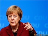 Merkel 'Azerbaycan' diye Ermenistan'ı paylaştı