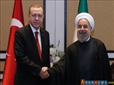 Ruhani ile Erdoğan Tahran'da görüştü
