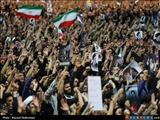 Tahran Halkı Görkemli bir Cenaza Töreni Düzenliyor